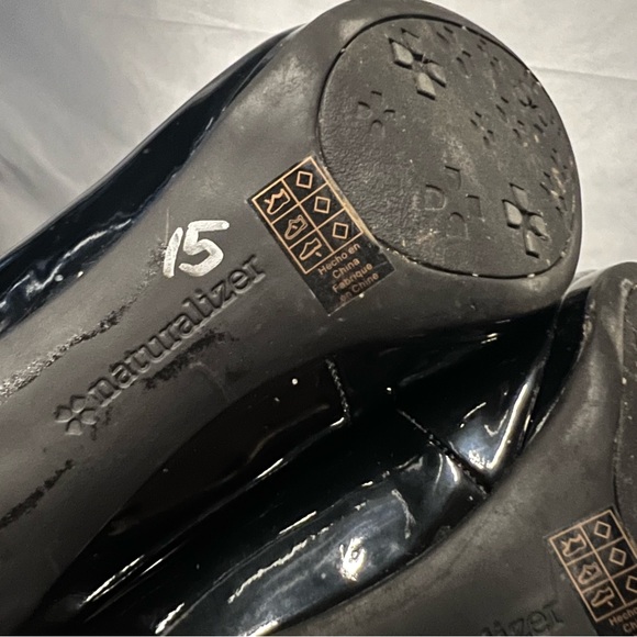 Naturalizer Women's Michelle Classic Black patent Leather Heels Pumps Shoes 8 - Picture 8 of 9